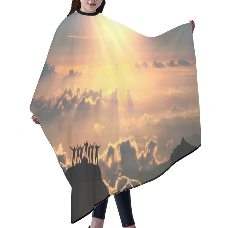 Personality  On The Top Of The World Together Hair Cutting Cape