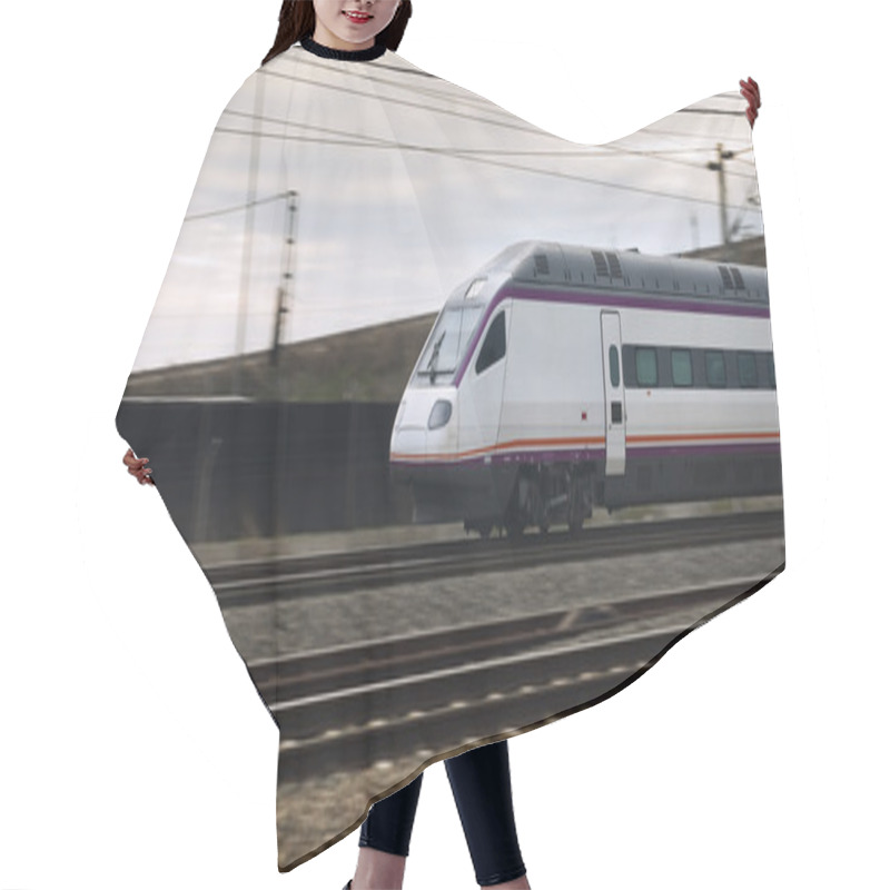 Personality  High Speed Train Hair Cutting Cape