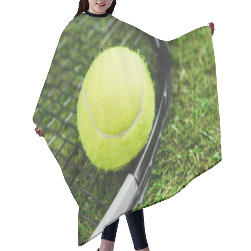 Personality  Tennis Racquet And Ball 3 Hair Cutting Cape