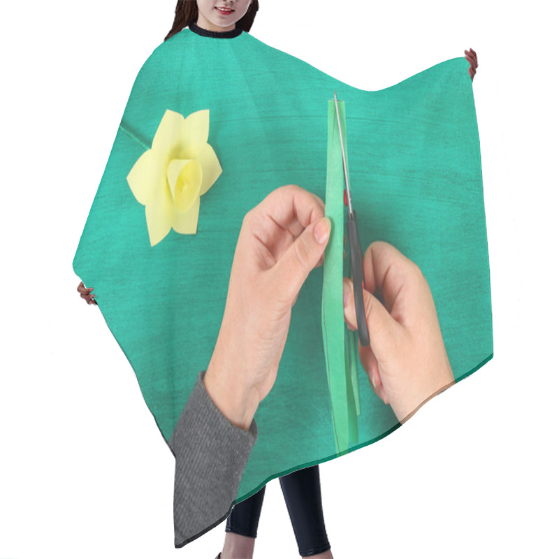 Personality  DIY Spring Flowers Daffodils Of Yellow Paper On A Green Background. Gift Ideas, Decor For Spring, Easter. Handmade. Step By Step. The Process Of Crafts. Top View. Childrens Easter Crafts. Hair Cutting Cape