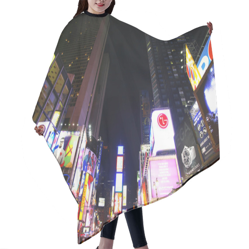 Personality  NEW YORK CITY - Times Square Hair Cutting Cape