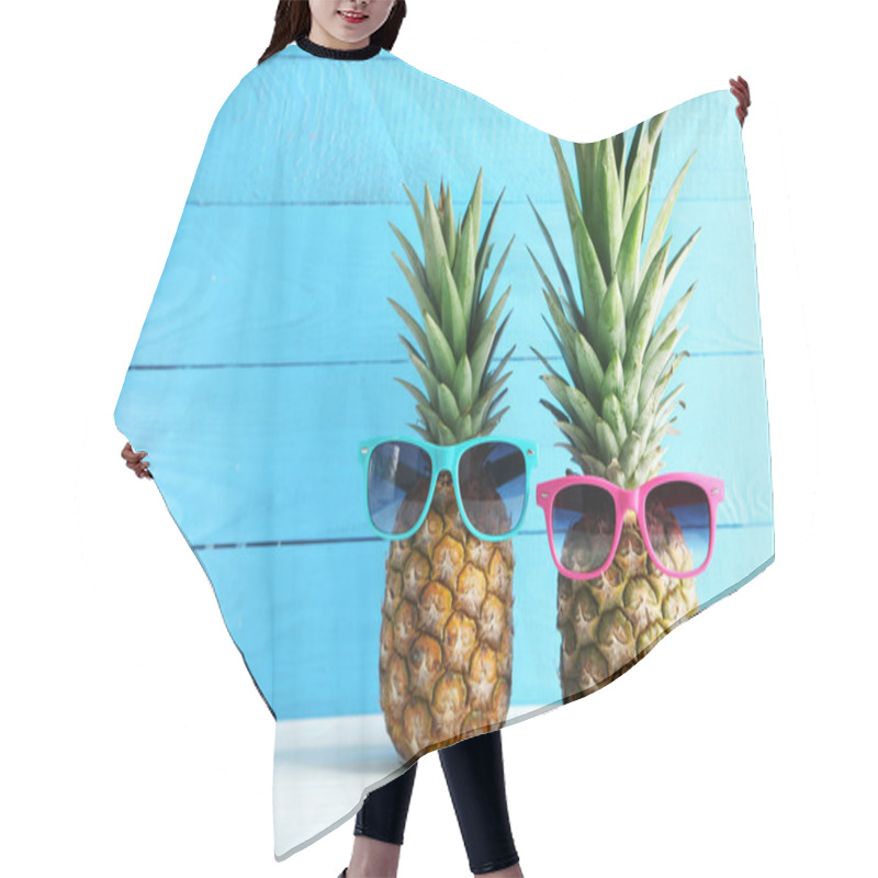 Personality  Ripe Pineapples On  Table Hair Cutting Cape