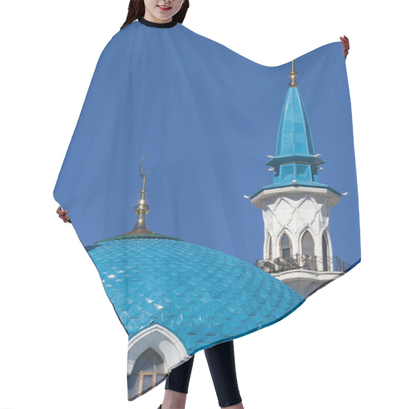 Personality  Qolsharif Mosque Minaret/ Kazan Hair Cutting Cape