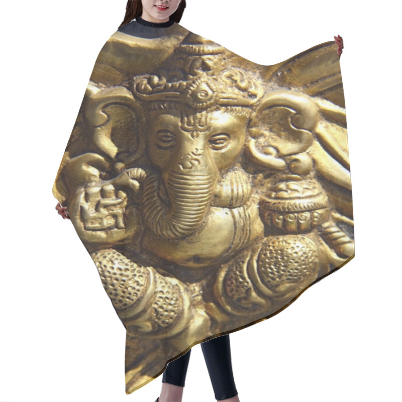 Personality  Small Statue Of Ganesha Hair Cutting Cape