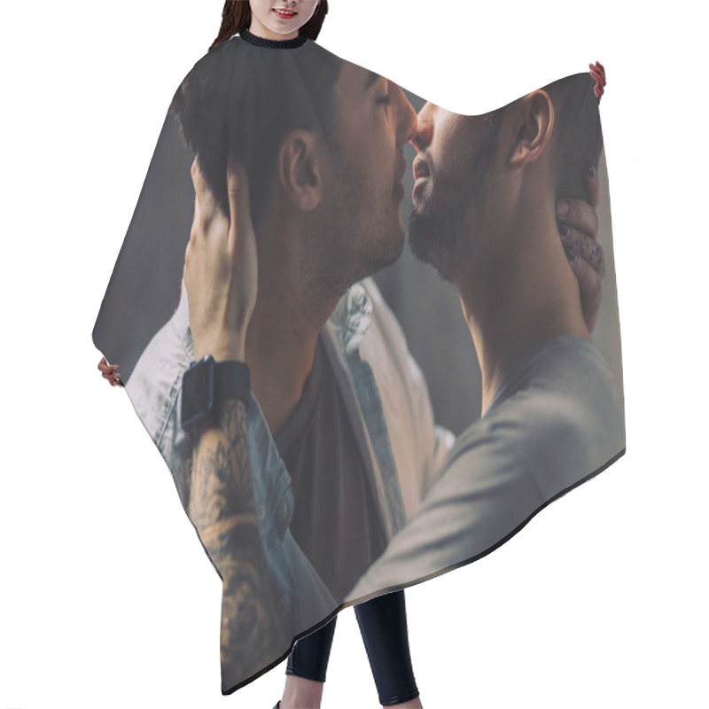 Personality  Cay Couple Enjoy Togetherness Indoors, Kiss Each Other Hair Cutting Cape