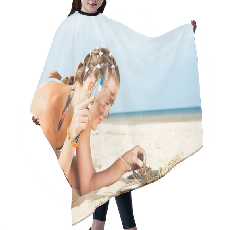 Personality  Girl Lighting Fire On The Beach With Magnifier Hair Cutting Cape