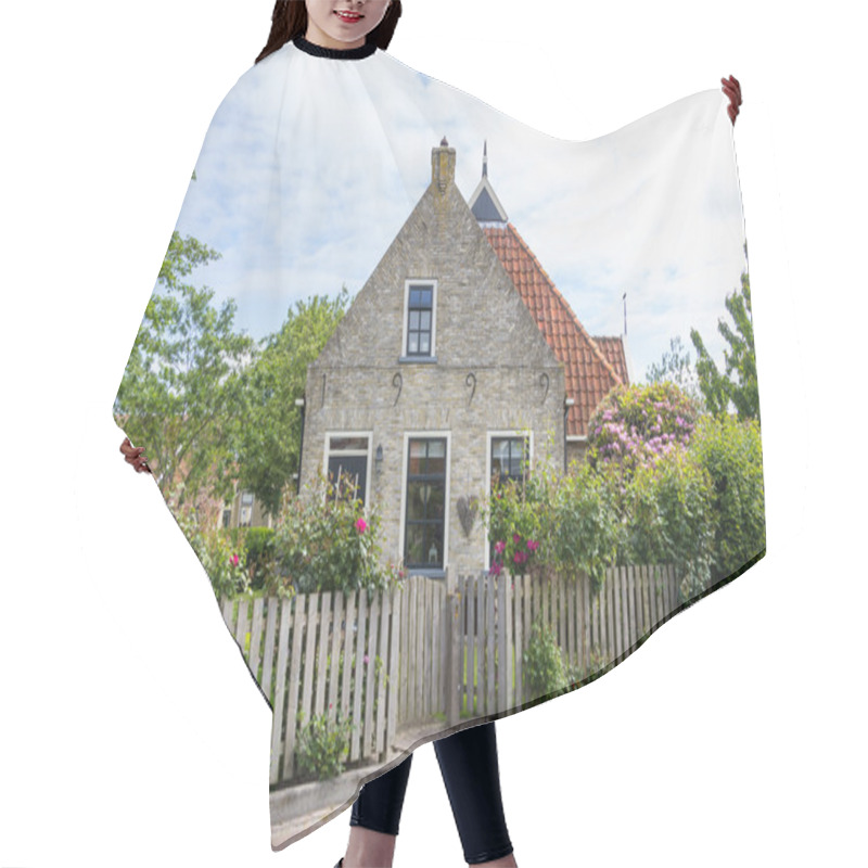 Personality  Charming Little Dutch House Hair Cutting Cape