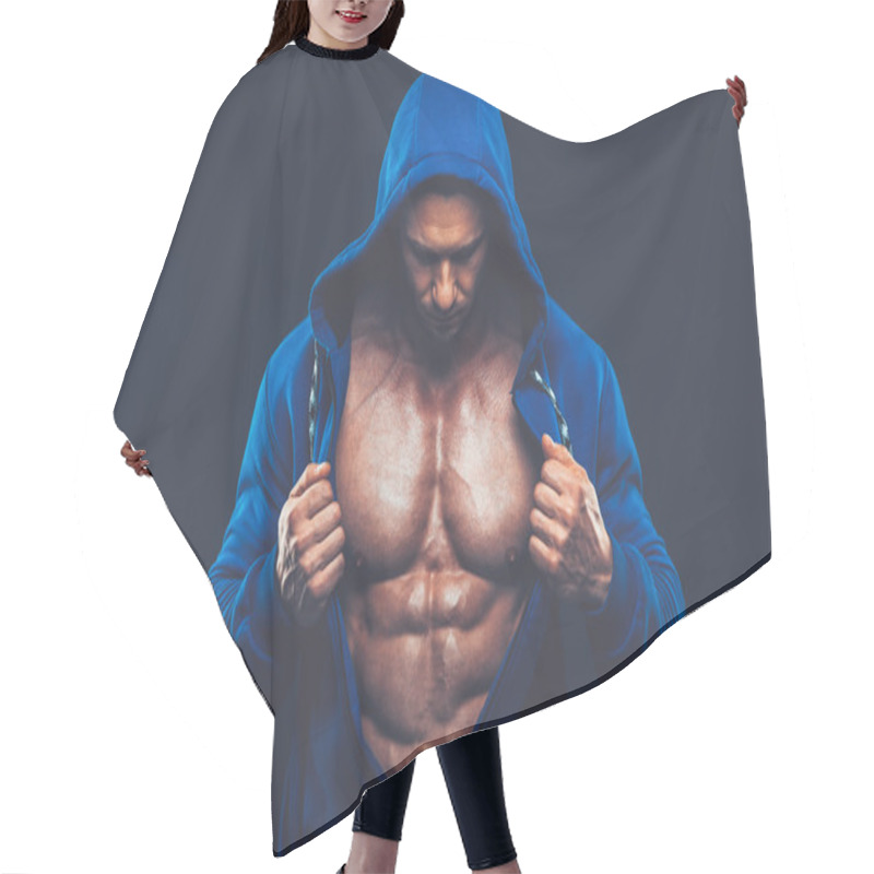 Personality  Man With Muscular Torso. Strong Athletic Men Fitness Model Torso Hair Cutting Cape