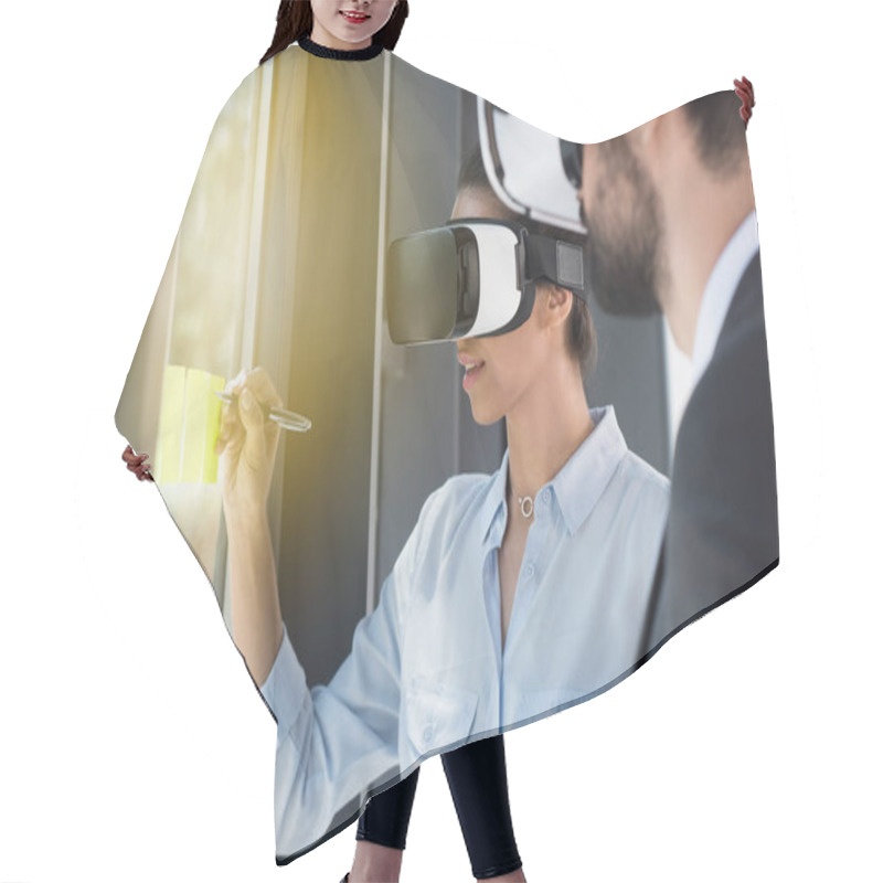 Personality  Businesspeople In Vr Headsets   Hair Cutting Cape