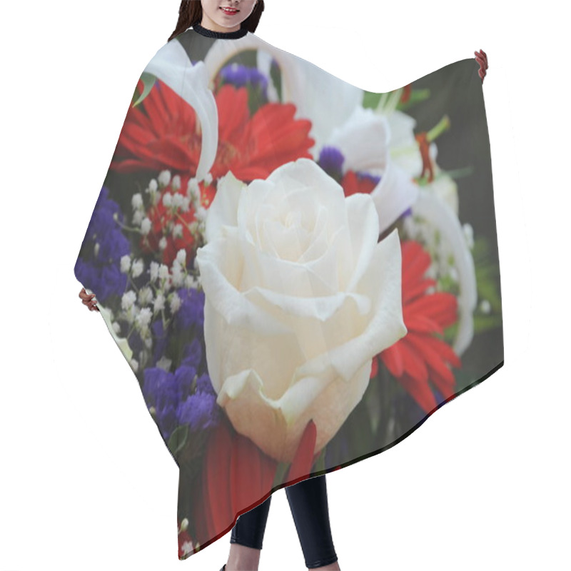 Personality  View Of Beautiful Spring Flowers Hair Cutting Cape