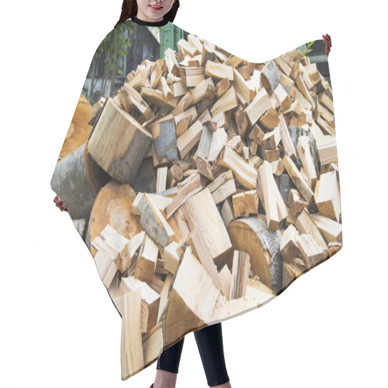 Personality  Chopped Wood Ready For Use Hair Cutting Cape