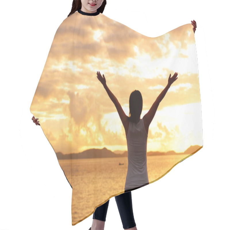 Personality  Cheering Woman Hiker With Open Arms Hair Cutting Cape