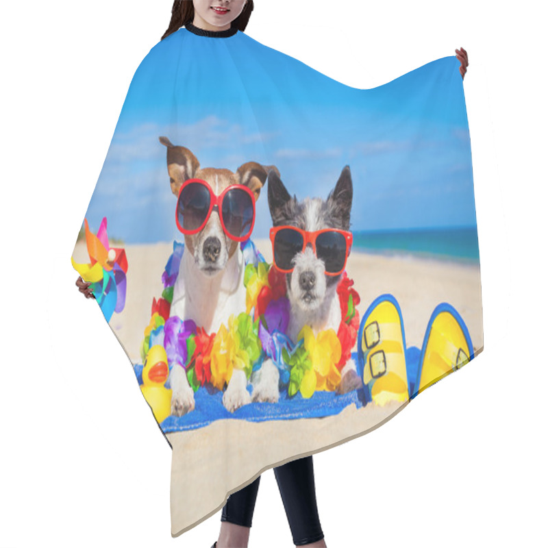 Personality  Couple Of Dogs On Vacation Hair Cutting Cape