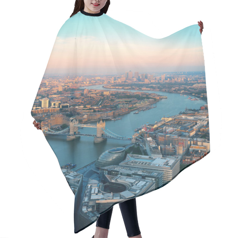 Personality  London Aerial Hair Cutting Cape