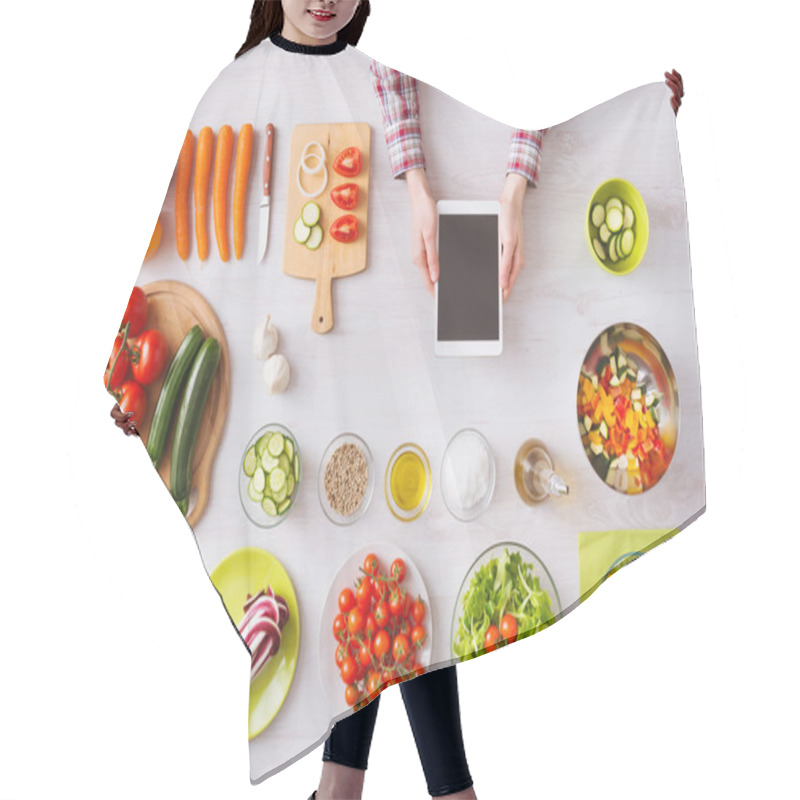 Personality  Online Cooking App With Kitchen Worktop Hair Cutting Cape