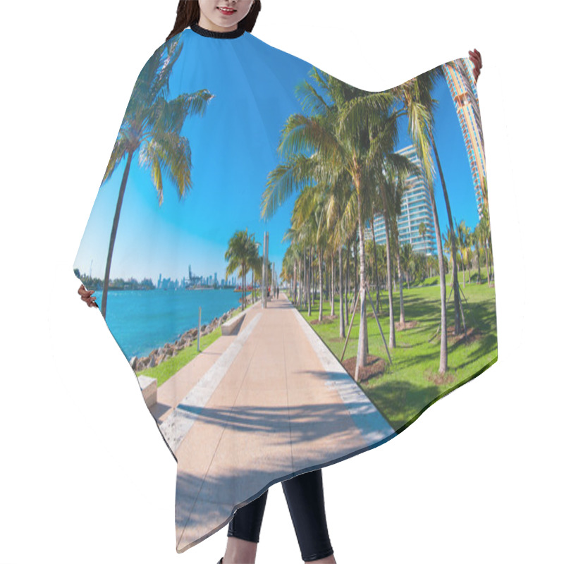 Personality  Miami Beach Hair Cutting Cape