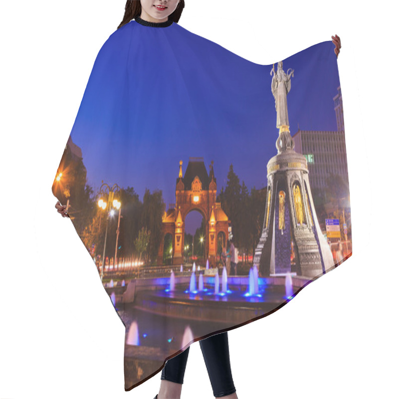 Personality  Krasnodar Triumphal Arch Hair Cutting Cape