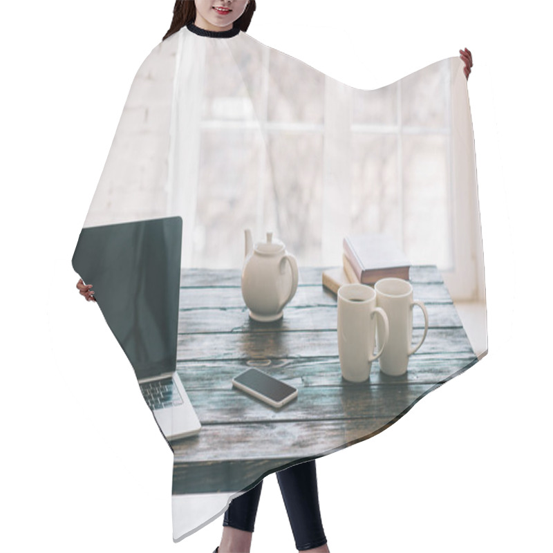 Personality  Laptop And Smartphone On Wooden Table With Cups And Teapot Hair Cutting Cape