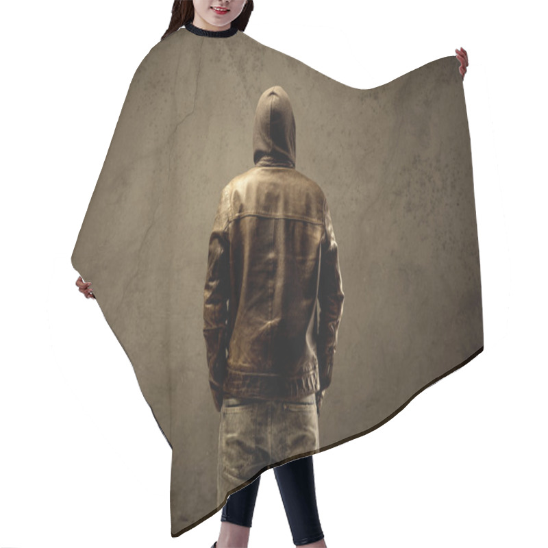 Personality  Undercover Hooded Stranger In The Dark Hair Cutting Cape