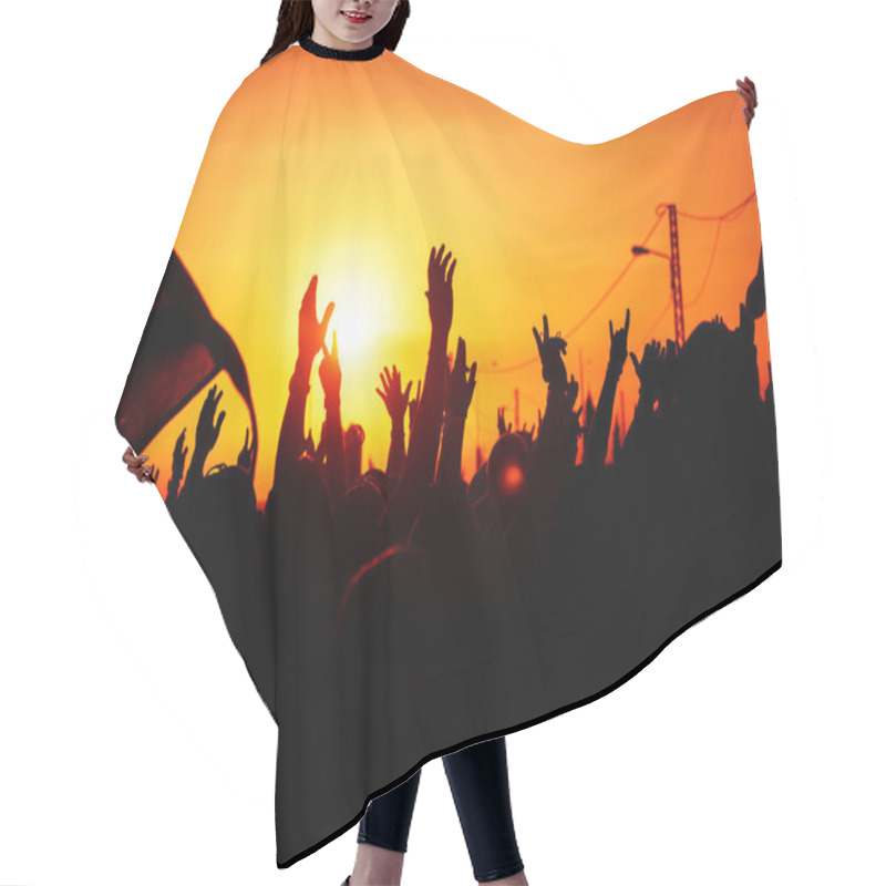 Personality  Revolution Hair Cutting Cape