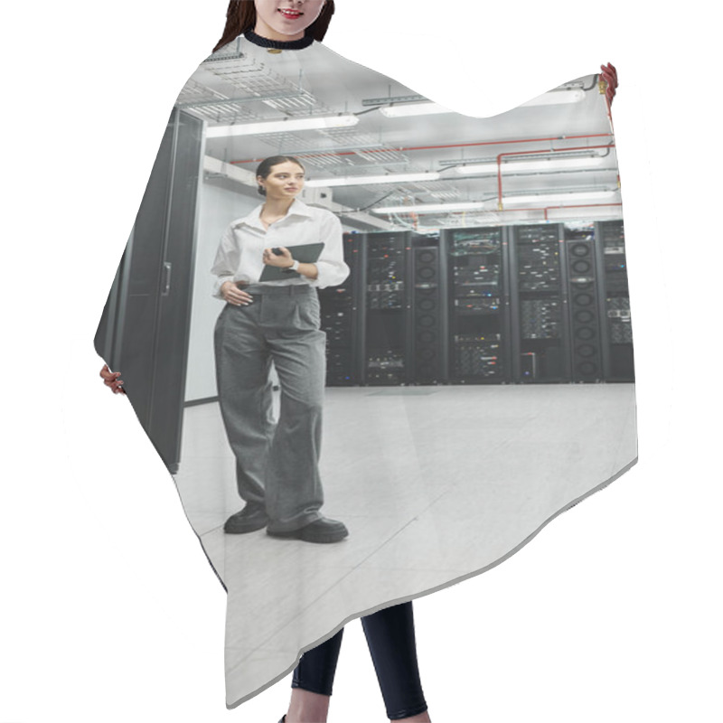 Personality  A Professional Woman In A White Shirt Stands Confidently In A High-tech Server Room. Hair Cutting Cape