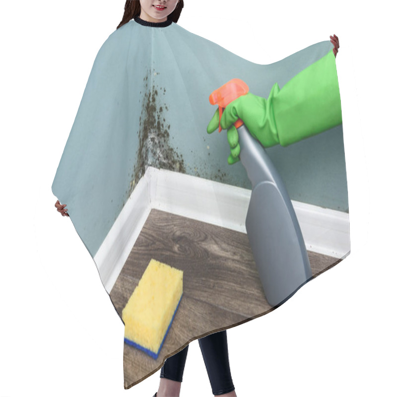 Personality  Spray Bottle And Sponge Near Black Mould Wall Hair Cutting Cape