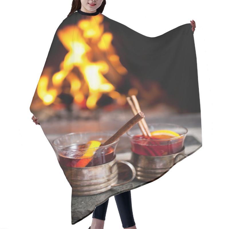 Personality  Wine With Cinnamon Sticks Hair Cutting Cape