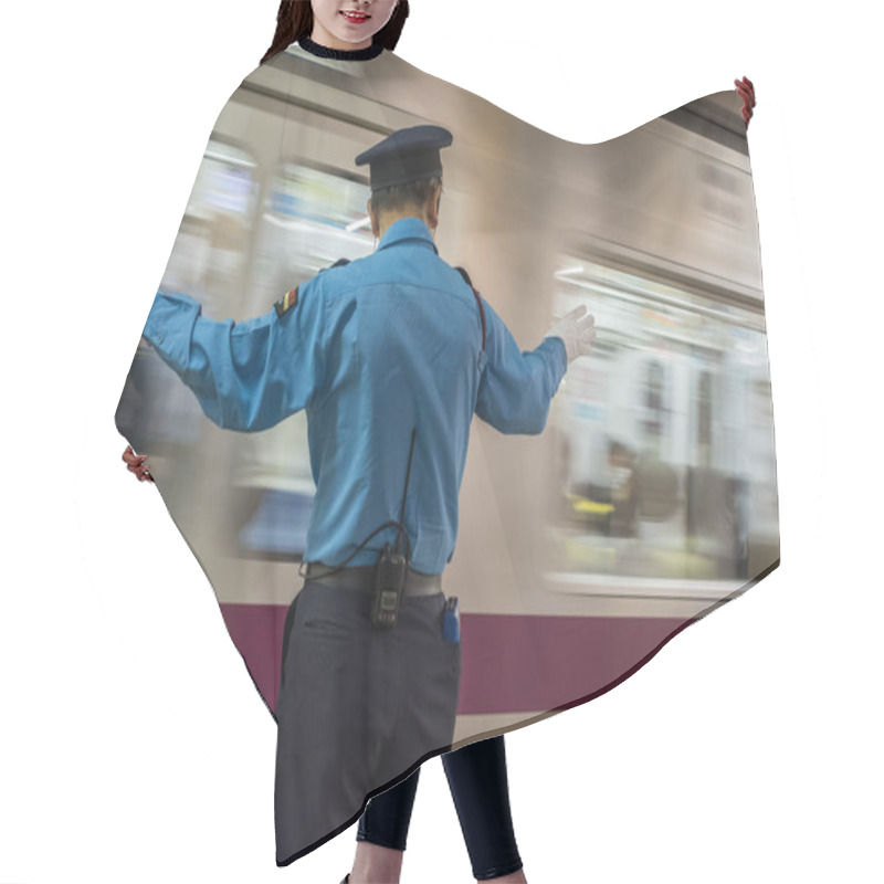 Personality  Tokyo / Japan - April 21, 2018: Platform Attendant (Oshiya) Working In Tokyo Metro Subway, Japan Hair Cutting Cape