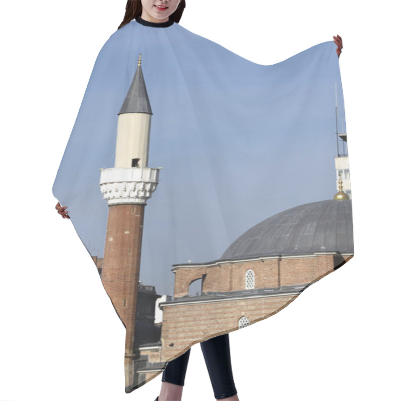 Personality  A Mosque Surrounded By Flying Pigeons Hair Cutting Cape