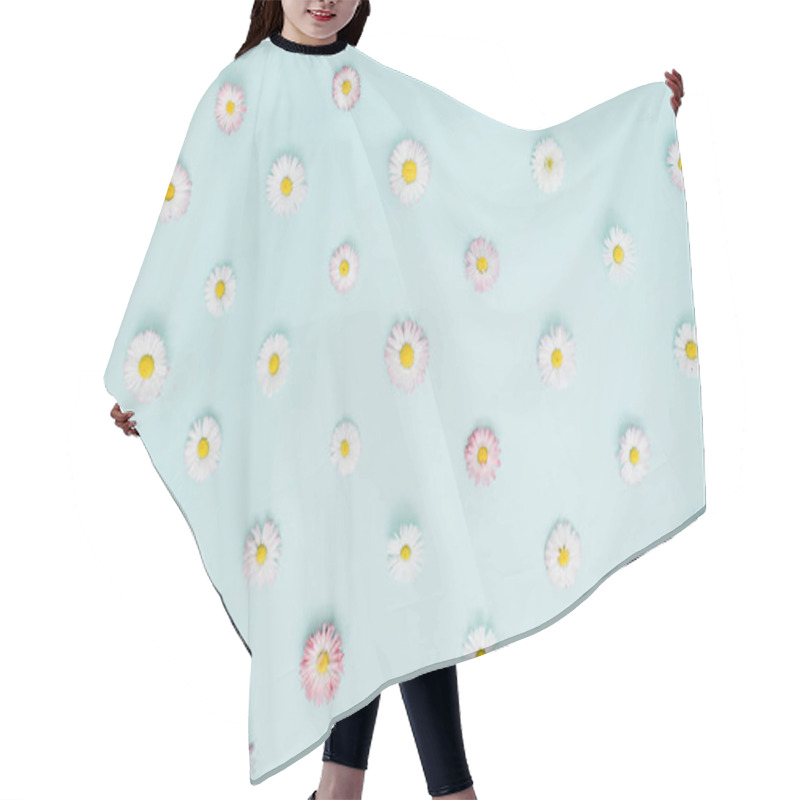 Personality  Floral Pattern Of White And Pink Chamomile Daisy Flowers Hair Cutting Cape