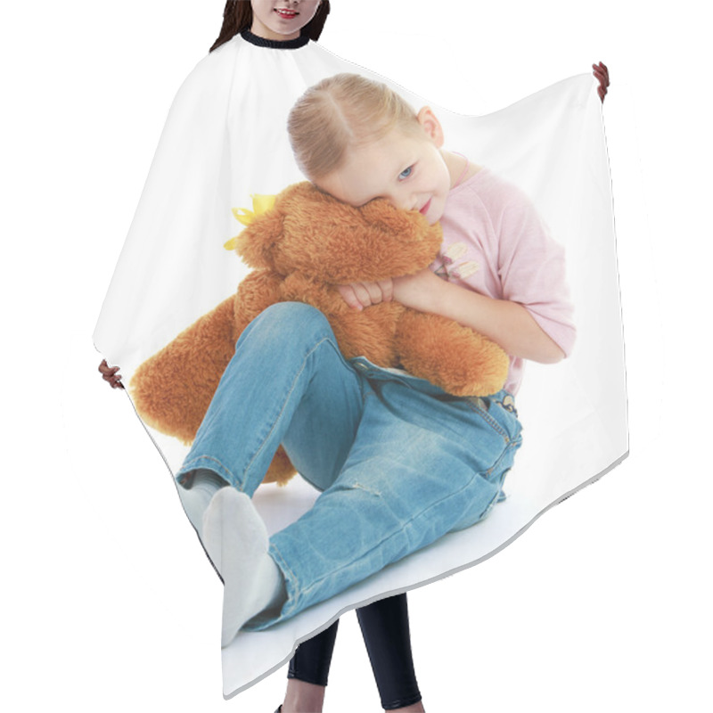 Personality  Little Girl Hugging A Teddy Bear. Hair Cutting Cape