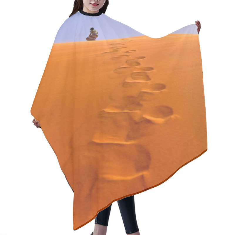 Personality  Lonely Woman In The Desert Hair Cutting Cape