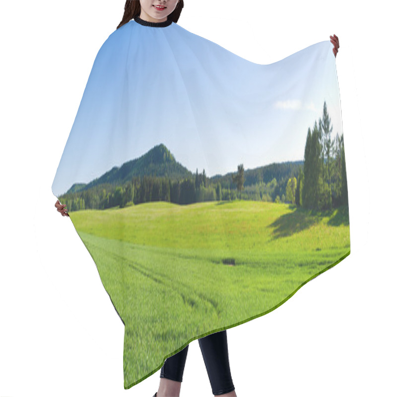 Personality  Panorama With Green Meadow Hair Cutting Cape