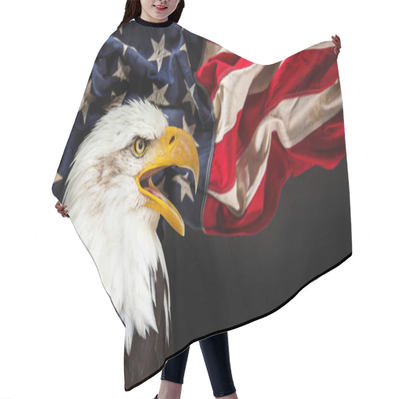 Personality  Bald Eagle With American Flag Hair Cutting Cape