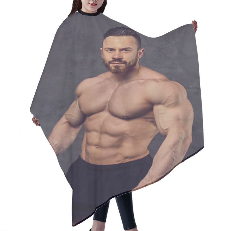 Personality  Shirtless Bearded Bodybuilder Hair Cutting Cape