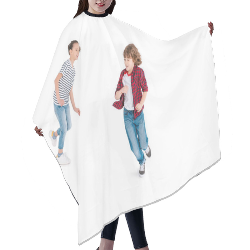 Personality  Kids Playing In Play Catch-up Hair Cutting Cape