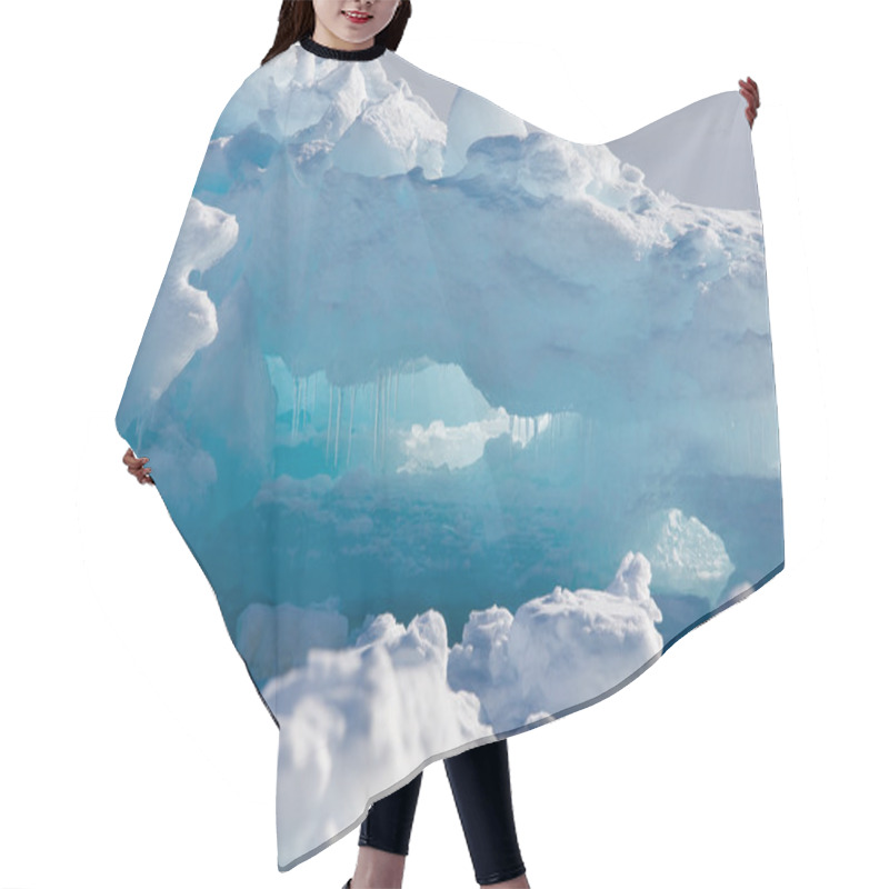 Personality  Antarctic Glacier Hair Cutting Cape