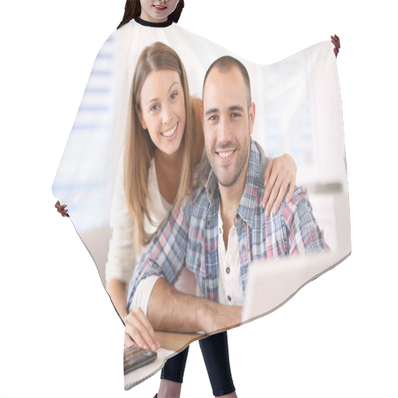 Personality  Smiling Couple Calculating Savings Hair Cutting Cape