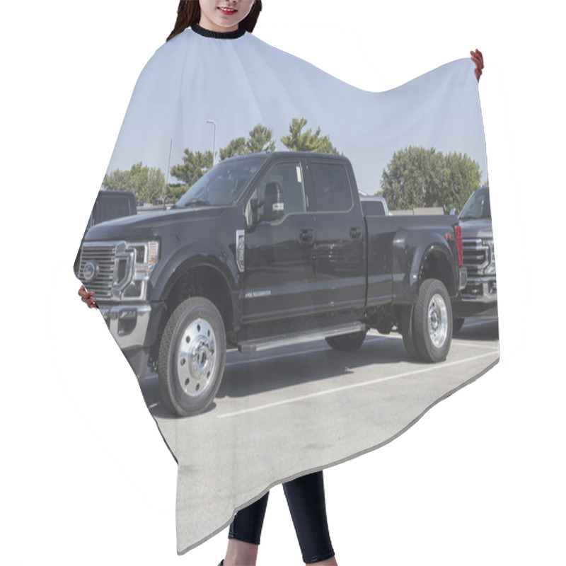 Personality  Kokomo - Circa September 2021: Ford F-450 Display At A Dealership. The Ford F450 Is Available XLT Value, XLT Premium And FX4 Off-Road Packages. Hair Cutting Cape