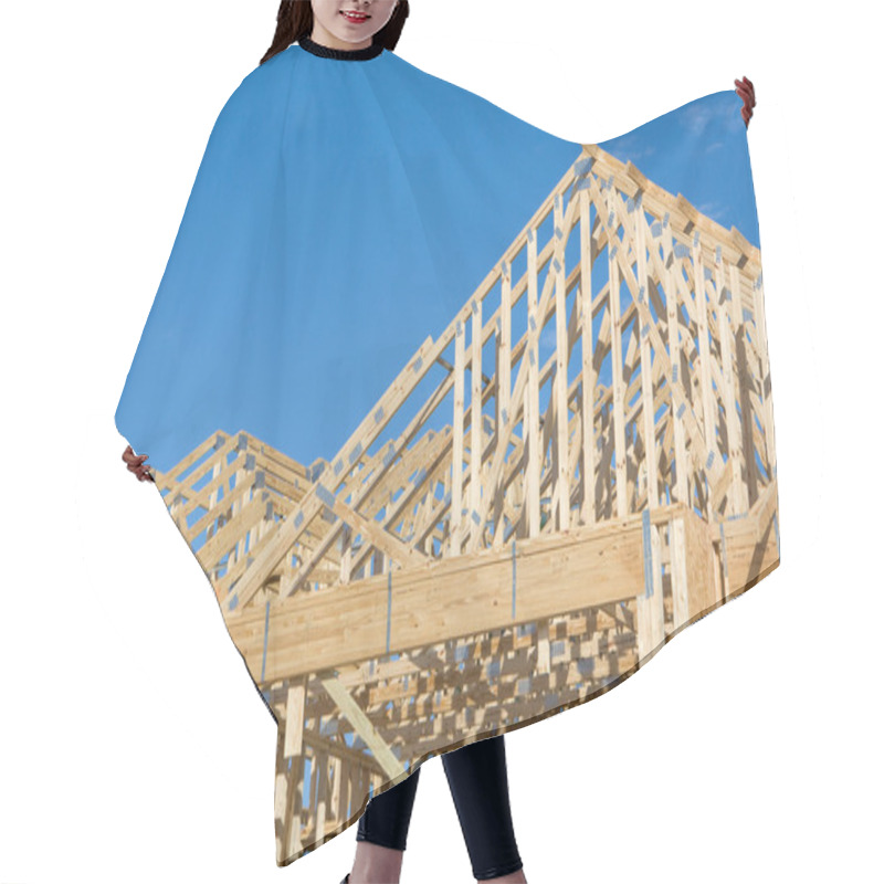 Personality  Truss Roof Construction Hair Cutting Cape