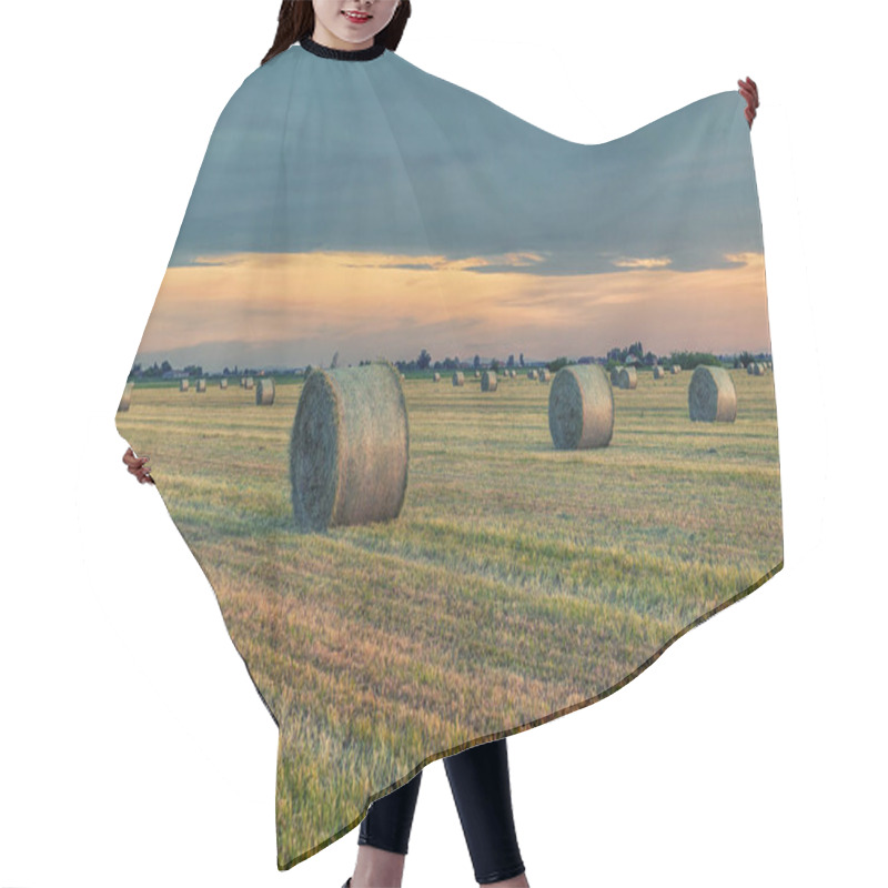 Personality  Hay Bales Hair Cutting Cape