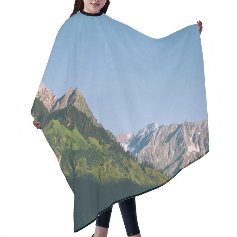 Personality  Beautiful Mountain Landscape In Indian Himalayas Hair Cutting Cape