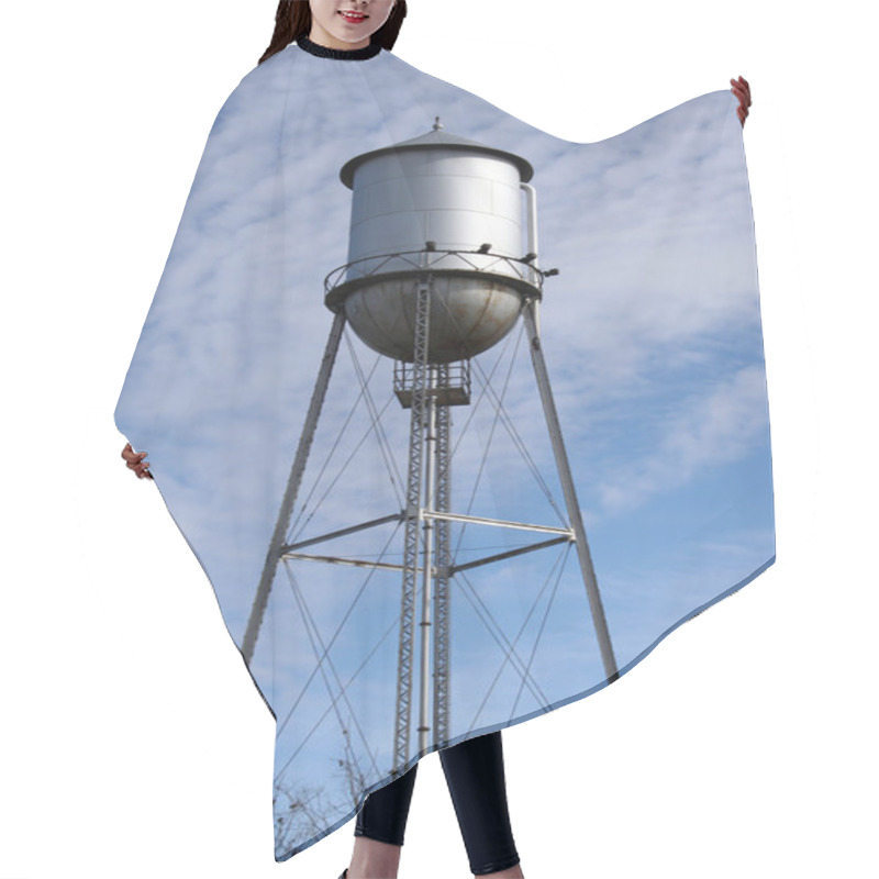 Personality  Old Metal Water Tower Hair Cutting Cape