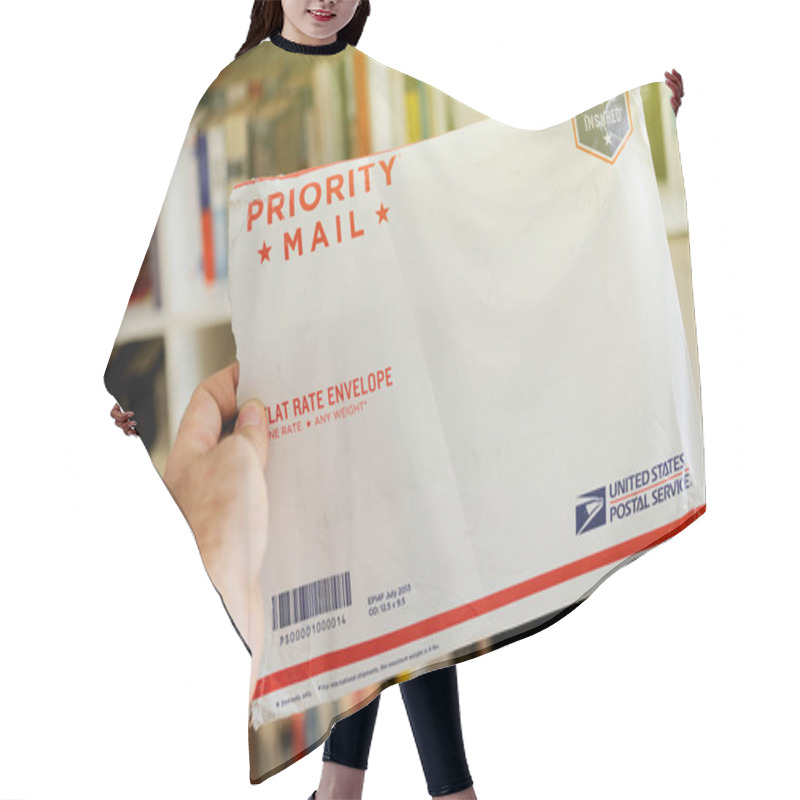 Personality  USPS United States Postal Service Parcel Envelope In Man's Hands Hair Cutting Cape