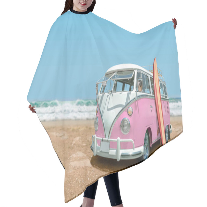 Personality  Calssic Minivan With Surfboard At The Beach With Sea And Blue Sky In The Background, 3D Composite Image. Hair Cutting Cape