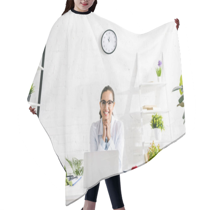 Personality  Cheerful Nutritionist In White Coat Near Vegetables And Laptop  Hair Cutting Cape