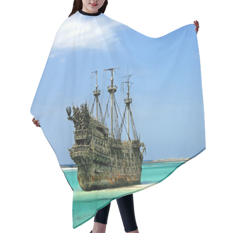 Personality  Caribbean Pirate Ship Hair Cutting Cape