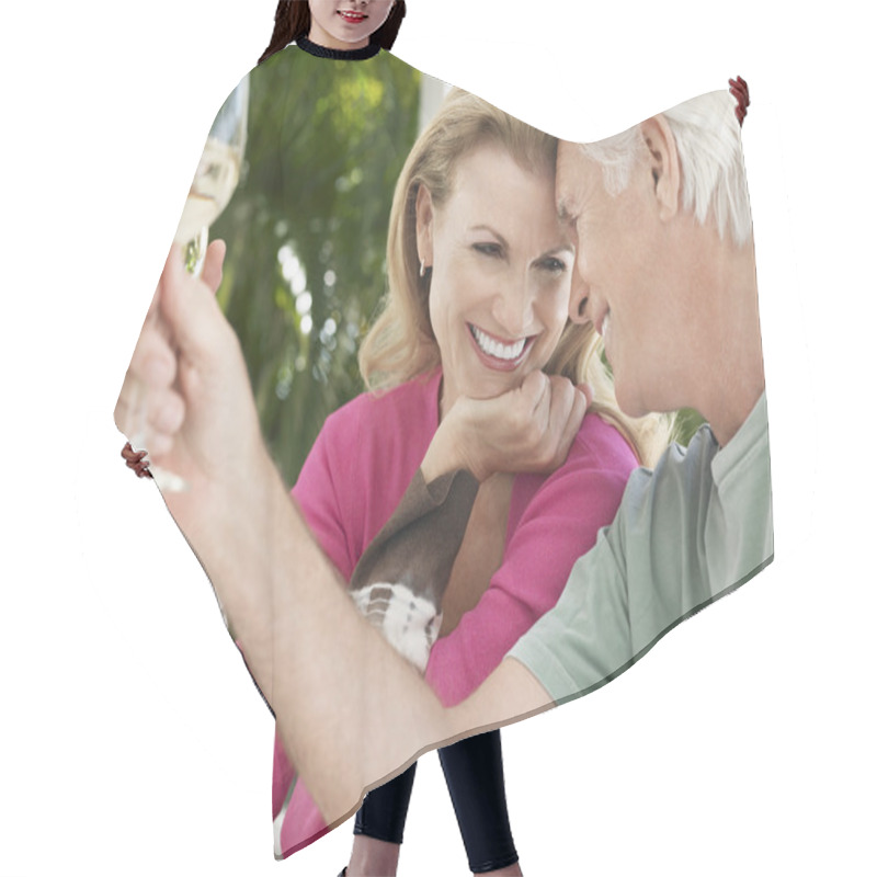 Personality  Couple Holding Wine Glasses Hair Cutting Cape