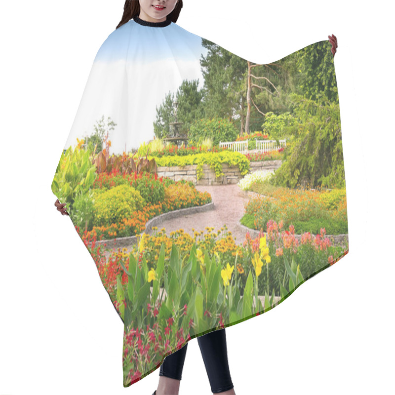 Personality  Formal Garden Hair Cutting Cape