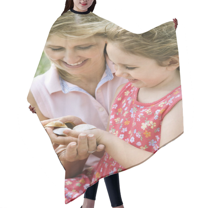 Personality  Mother And Daughter Looking At Shells Hair Cutting Cape